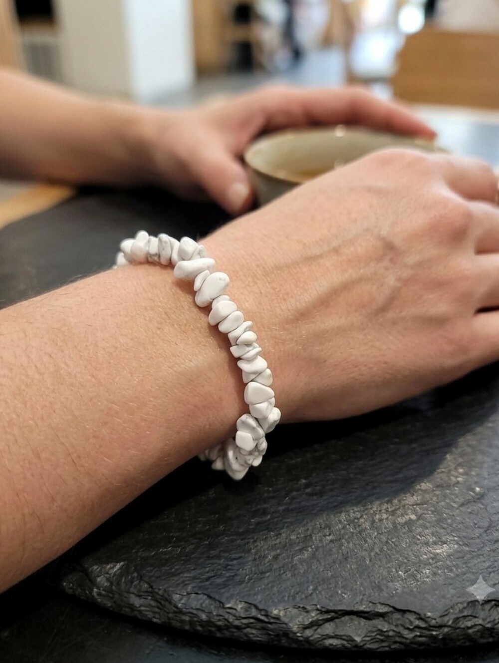 Howlite Chip Stretch Bracelet - Crystal